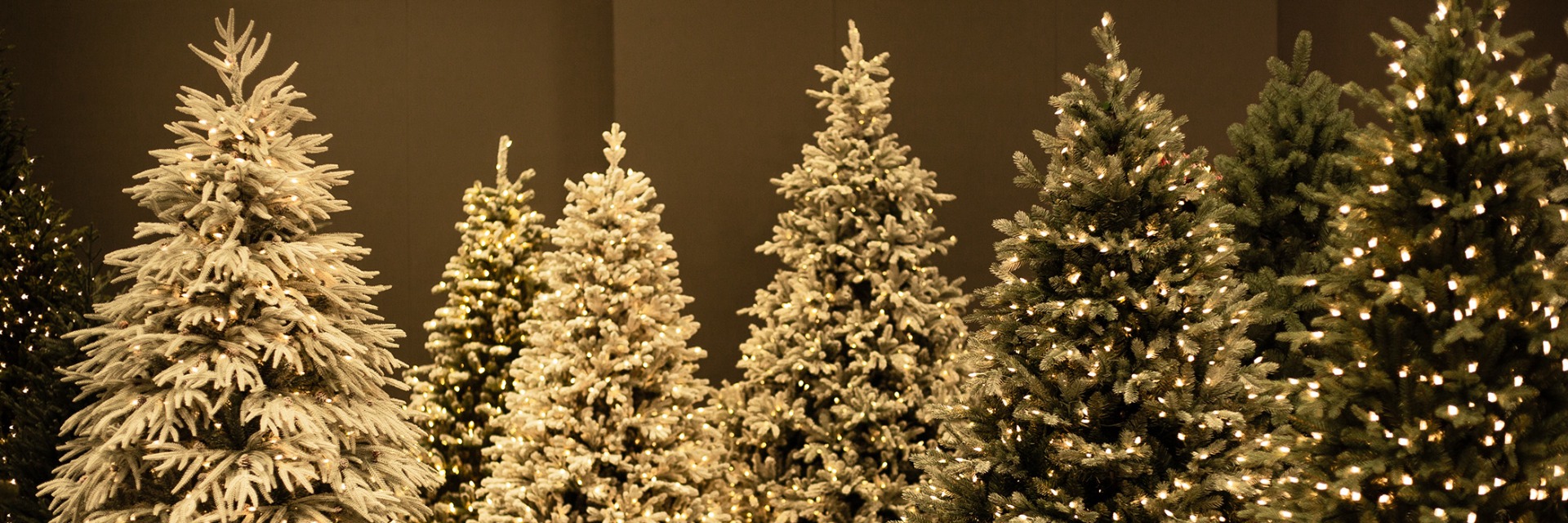 Alberi di Natale artificiali che sembrano veri